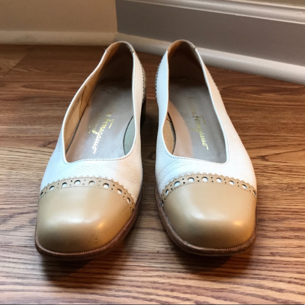 Salvatore Ferragamo Flats